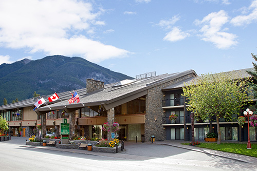 Banff Park Lodge